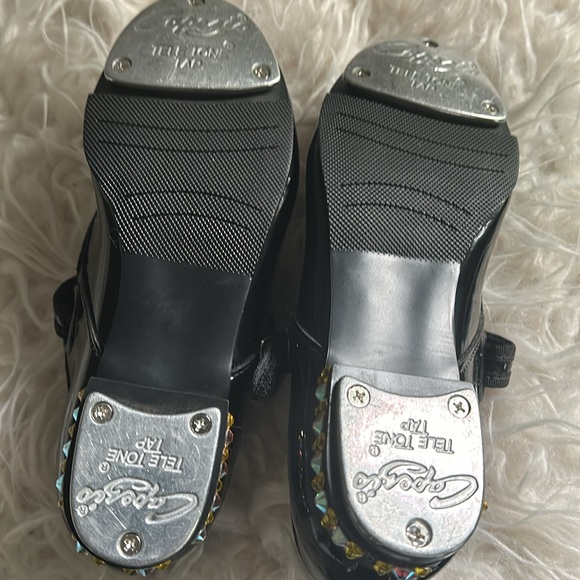 Girls, black pattern tap shoes by CAPEZIO size 13 1/2 M - Picture 5 of 9
